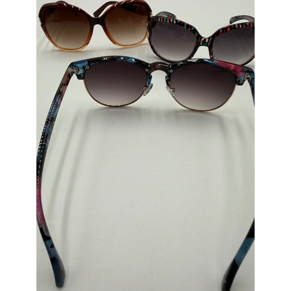 Unbranded Sunglasses Bundle Women OS Multicolor Good Casual Fashion 3 Pairs